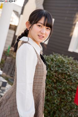 双胞胎姐妹齐上阵许多人物